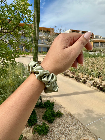 Willow Classic Scrunchie Set - 100% Mulberry Silk
